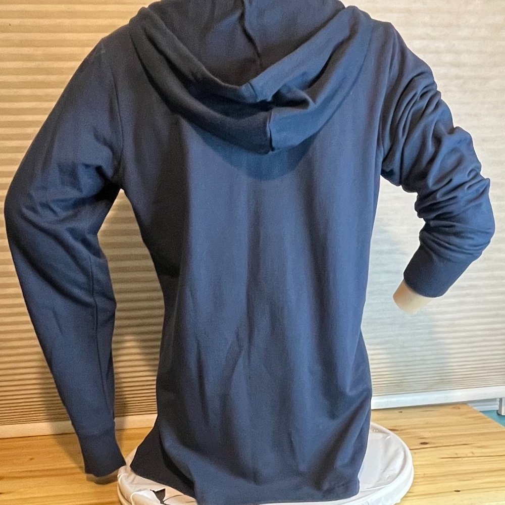 GITANO LIGHT WEIGHT Hooded pullover shirt floral NWT SIZE L - Picture 2 of 3